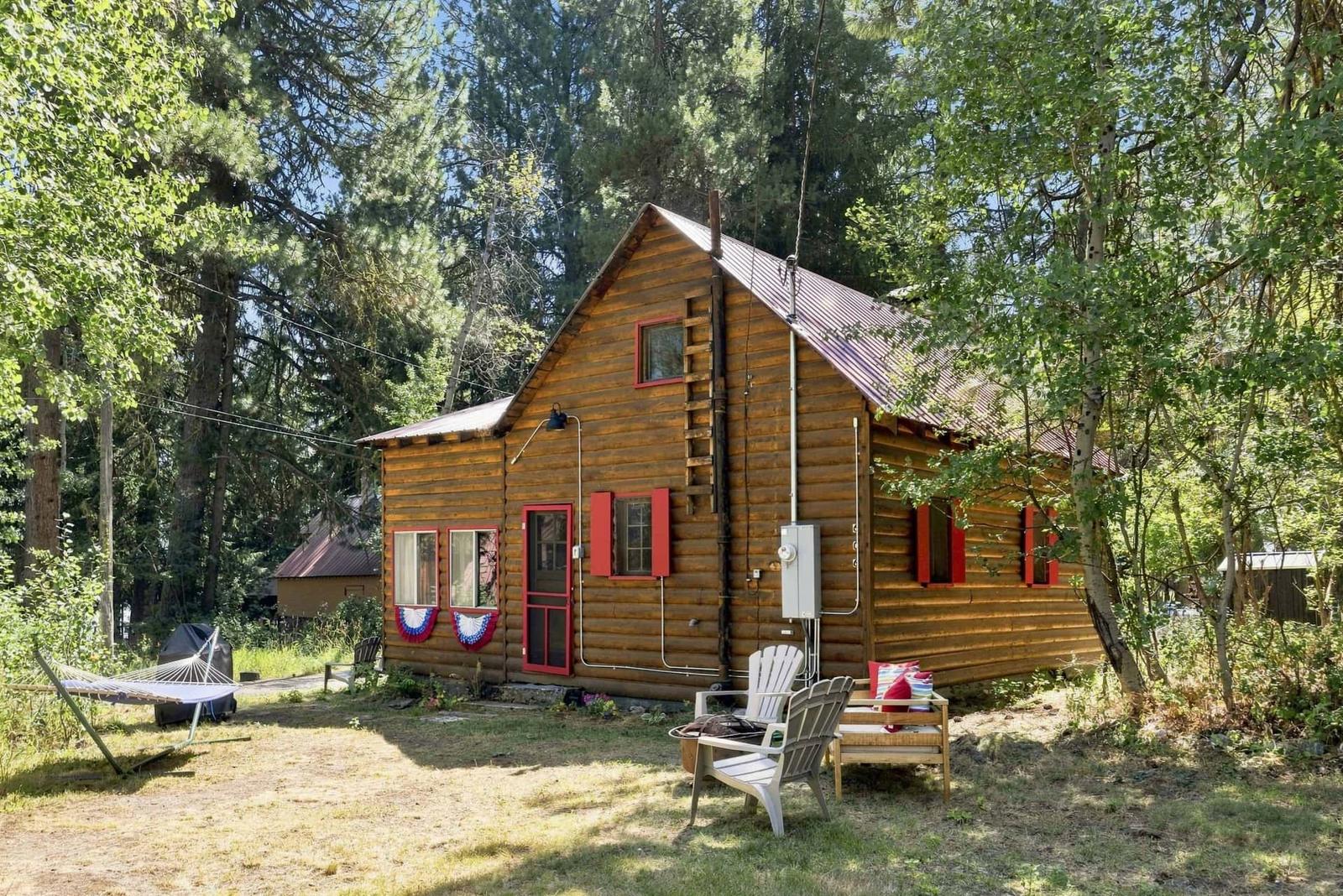 Pinnacle Cabin