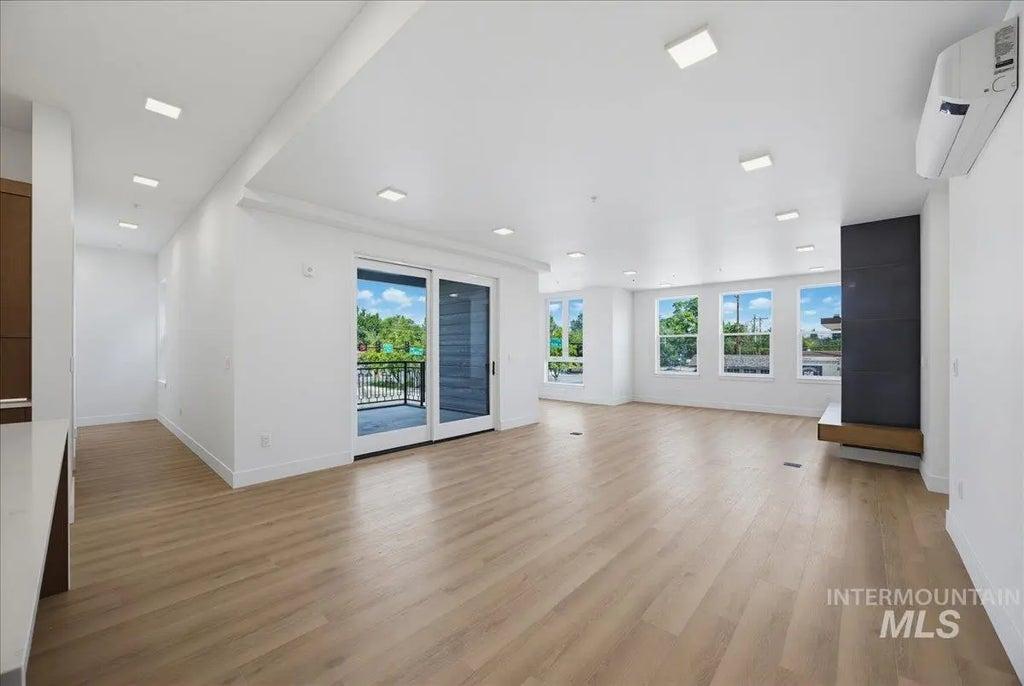 55 E State St #200