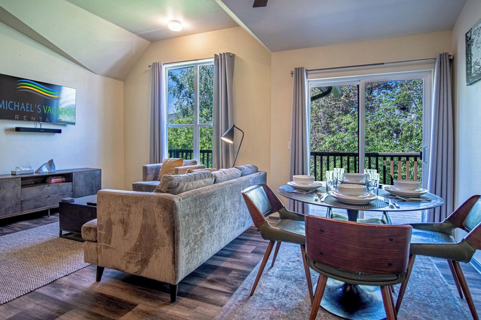 Della View Condo