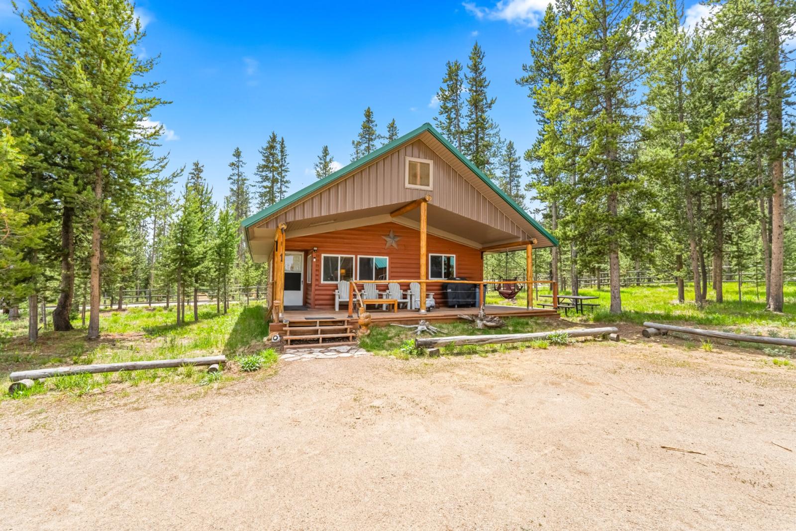 Ponderosa Pine Cabin