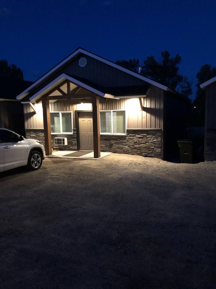 Salmon River Cabin