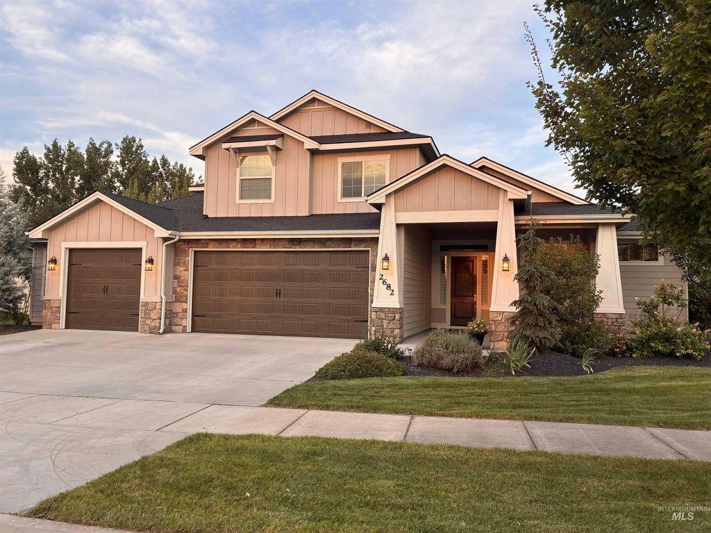 2682 N Camerton Pl
