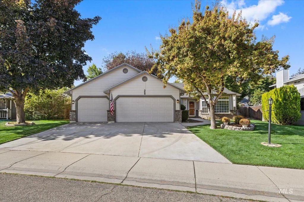 359 S Thoreau Way