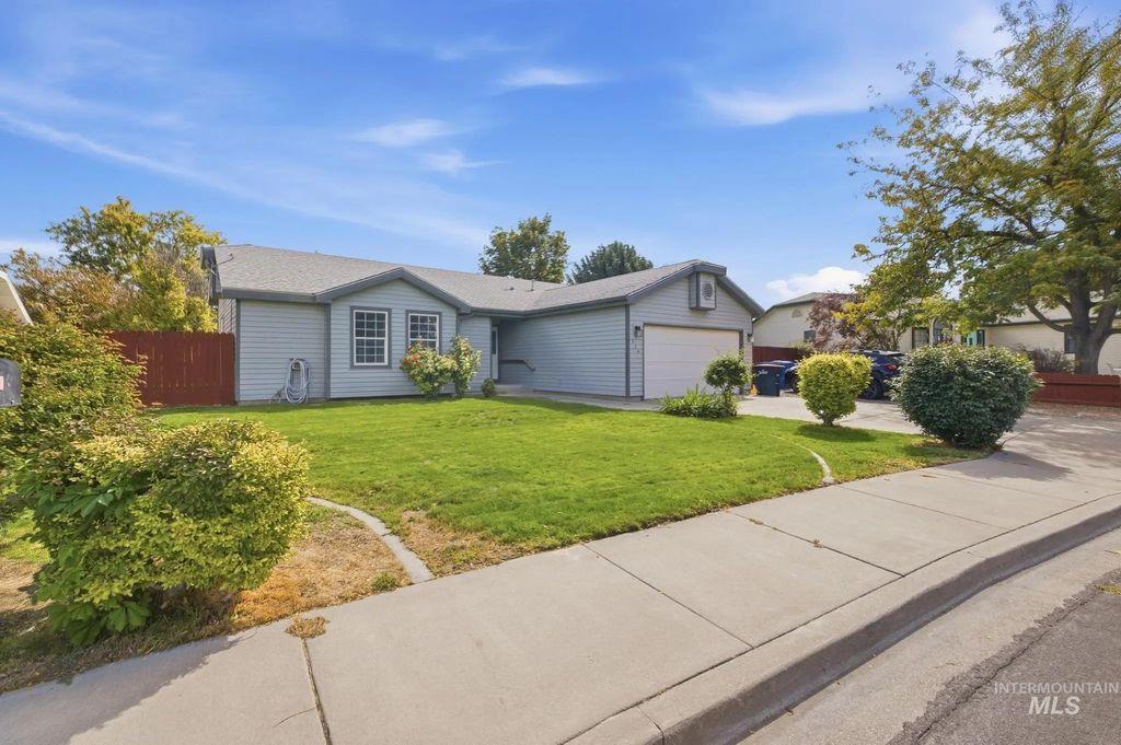 978 Aspenwood Ln
