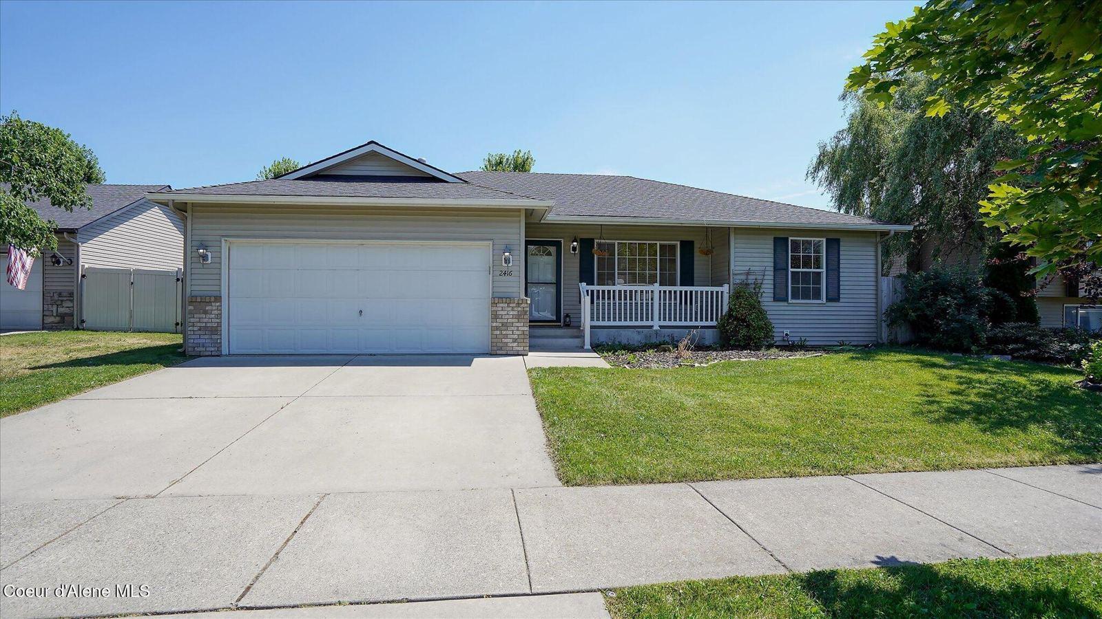 2416 N Mackenzie DR