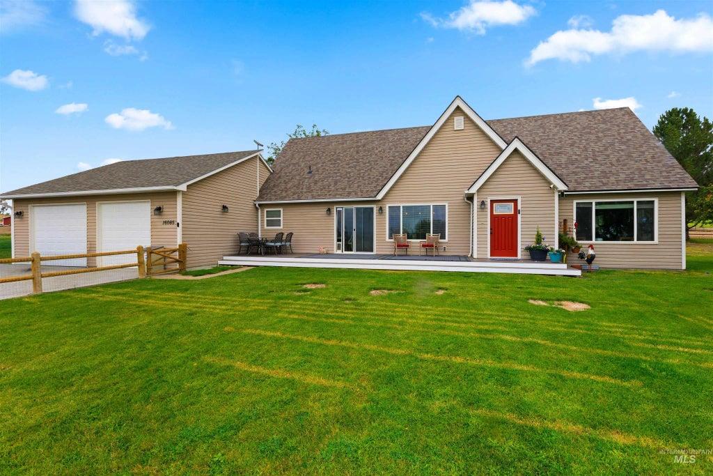 16085 Charleston Dr.