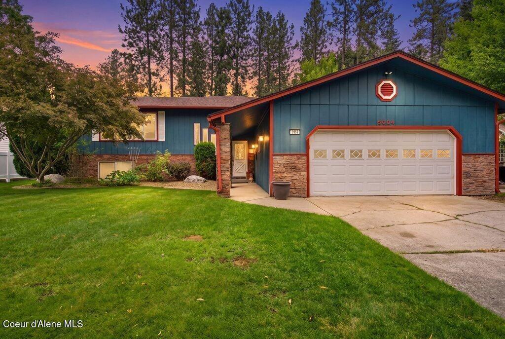 3804 W Fairway DR