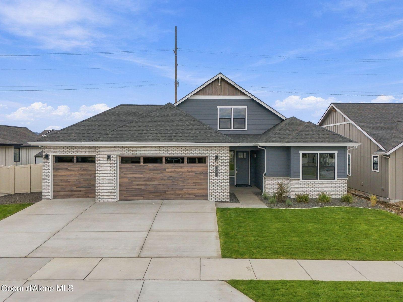 4492 W Enclave Way