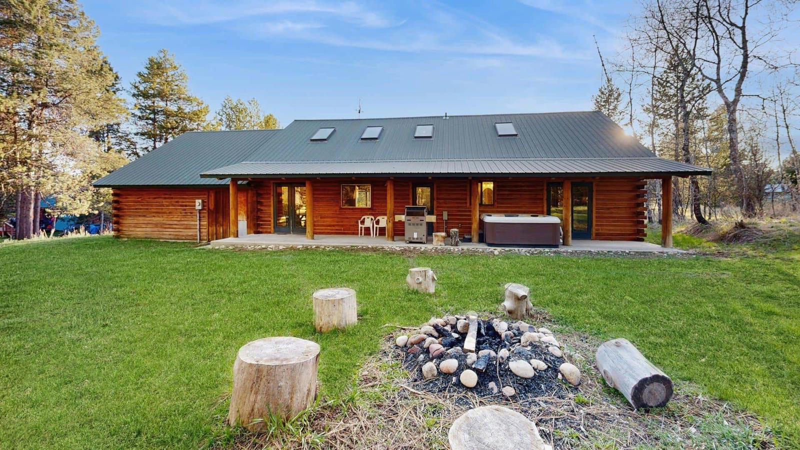 Cabin, , Trailer Parking