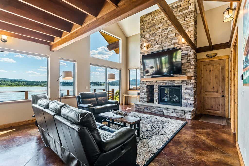 Pend Oreille River Lodge