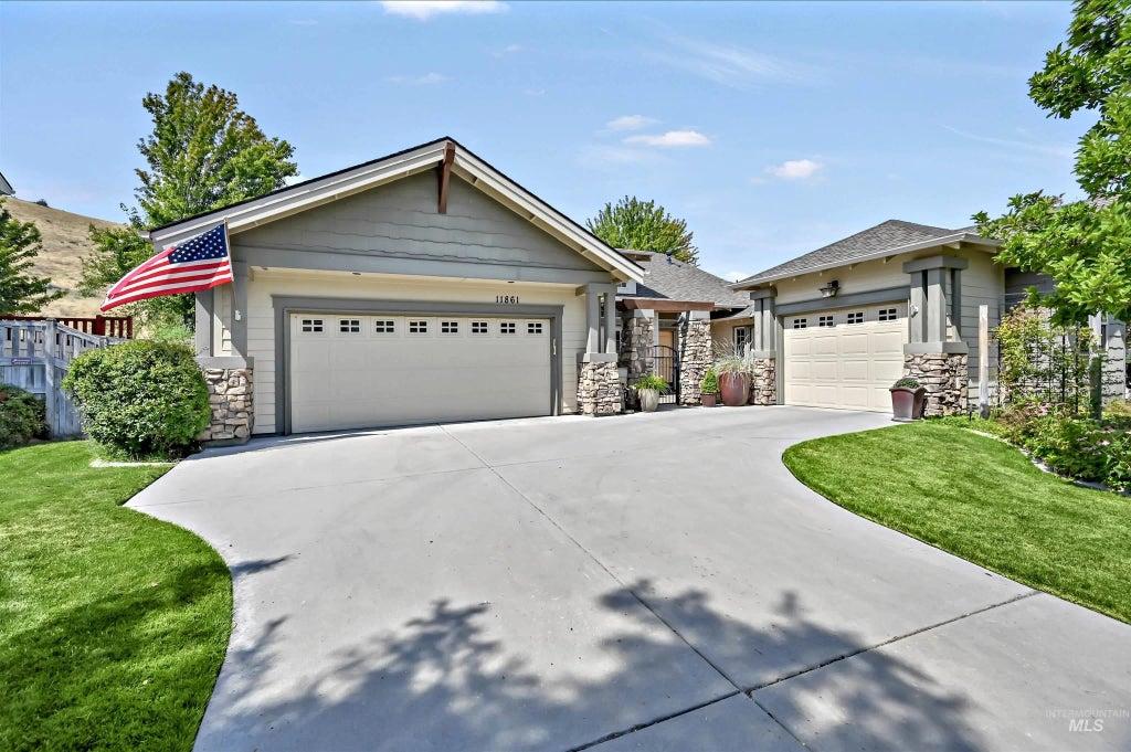 11861 N Humphreys Way