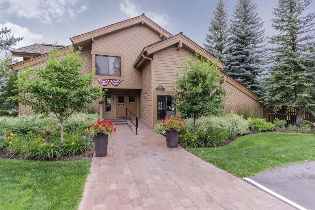 Western Welcome Snowcreek in Sun Valley
