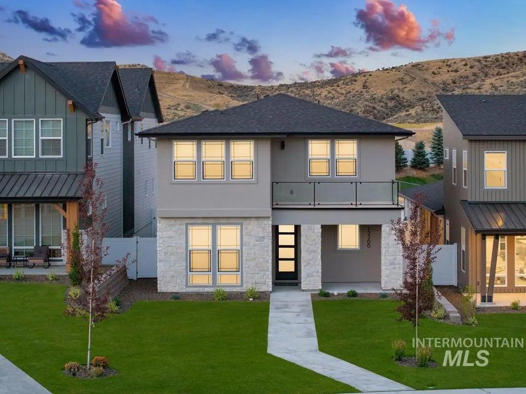 13366 N Spring Creek Way