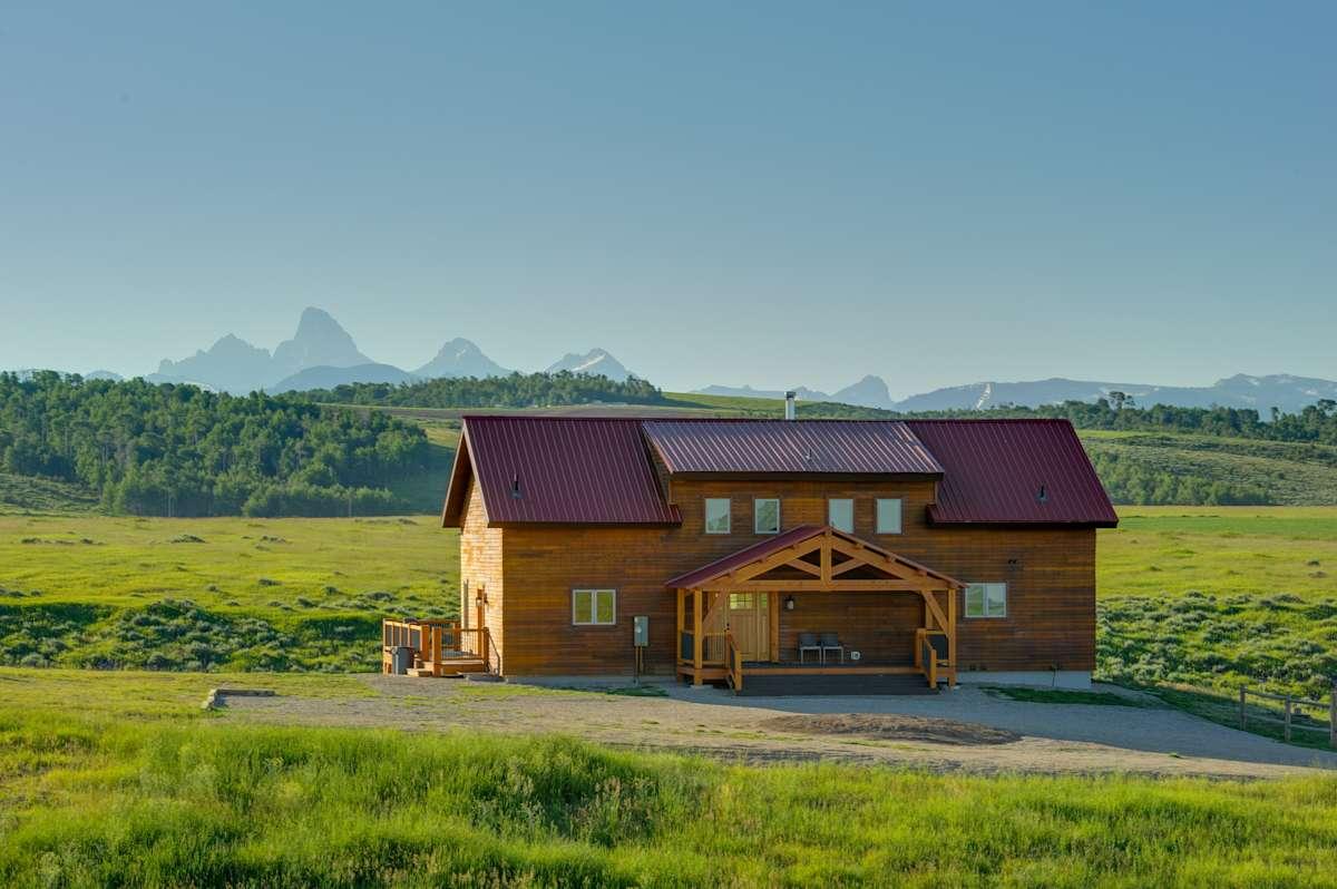 Yellowstone & Jackson Hole Retreat