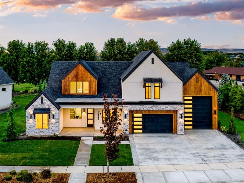 A home by MK Custom Homes