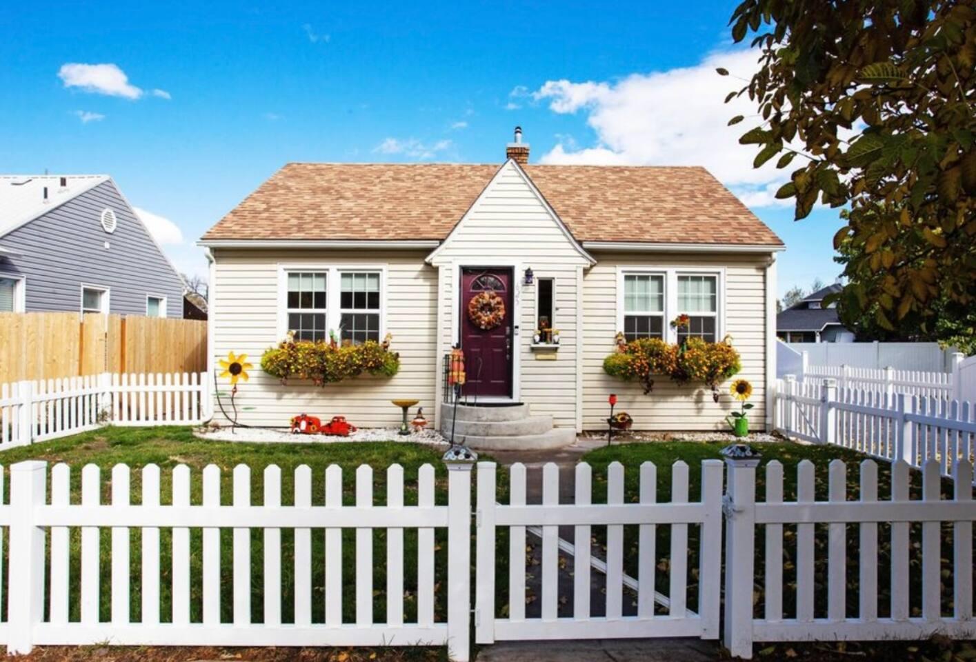 Aunt Annie's Cottage vacation stay in Twin Falls, Idaho