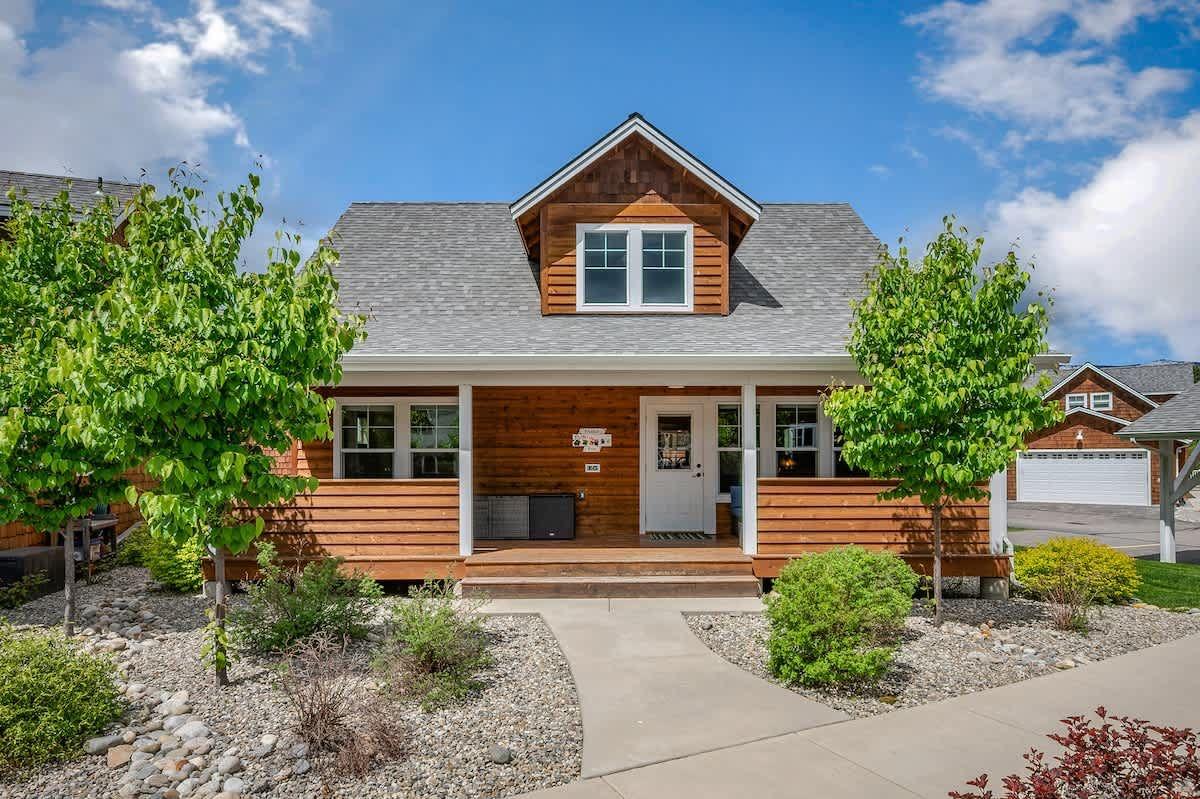 Welty Drive 60 vacation stay in Dover, Idaho