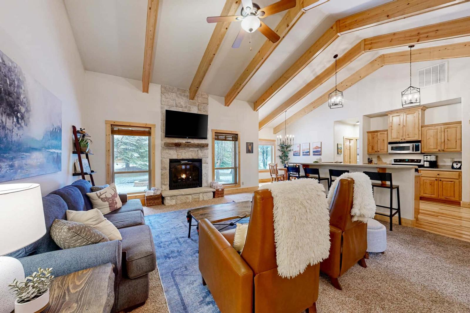 Family Cabin, Fire Pit, &