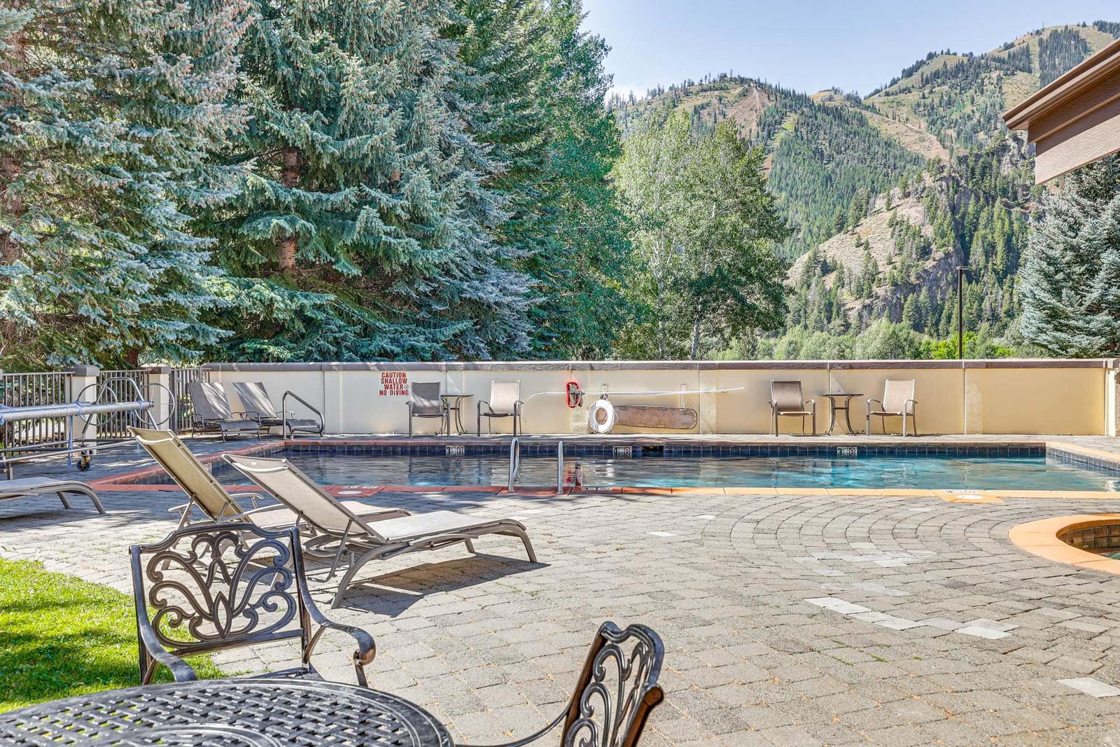 Mtn-View Balcony! Walkable Condo