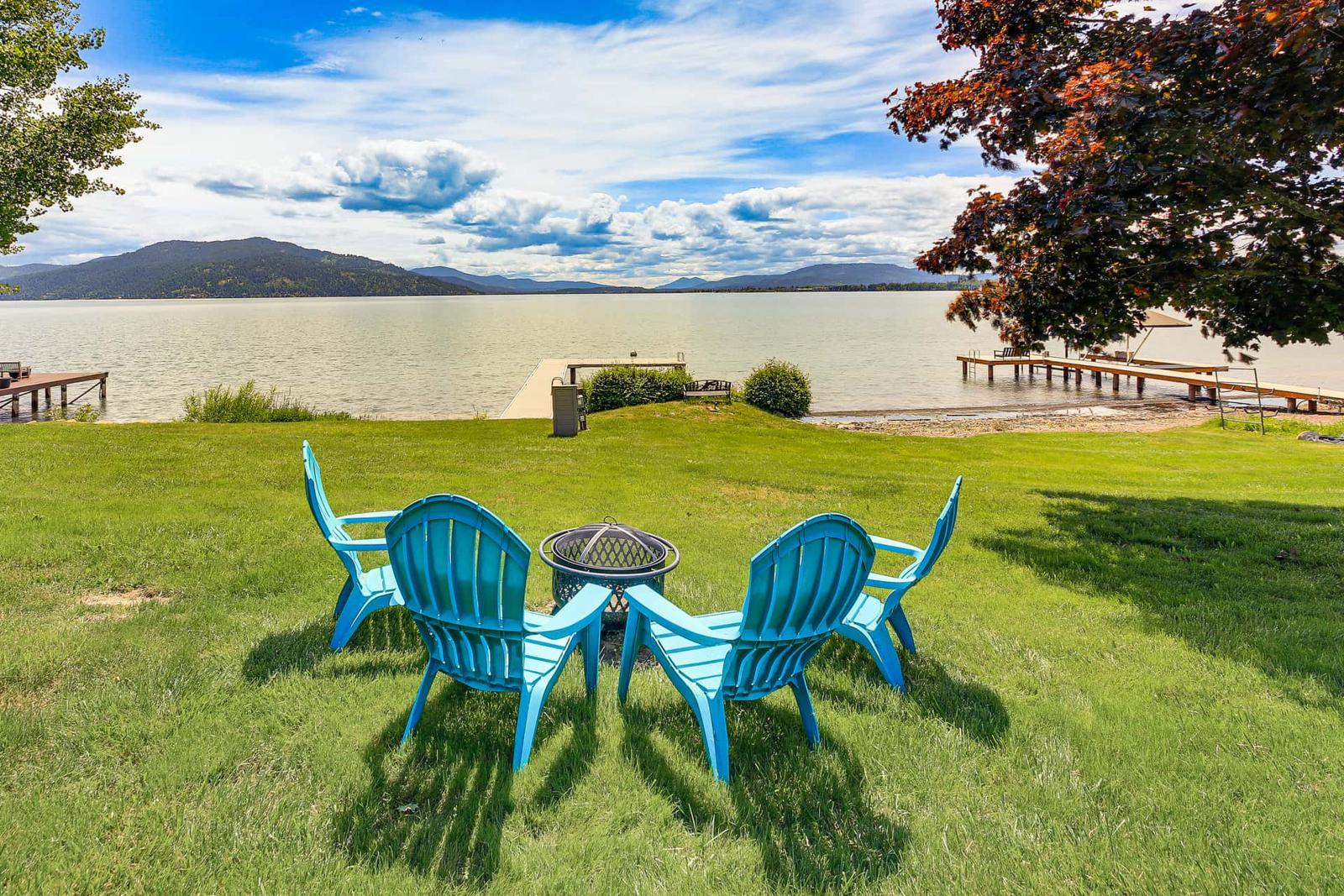 Stunning Lakefront Home: + Dock