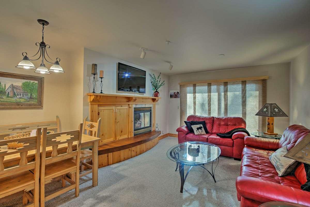 Cozy Condo W & Ski Shuttle Service