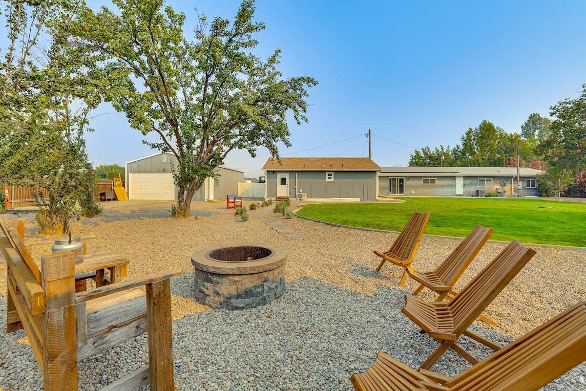 Modern Studio near Lake Lowell: 6 Mi to Boat Ramp