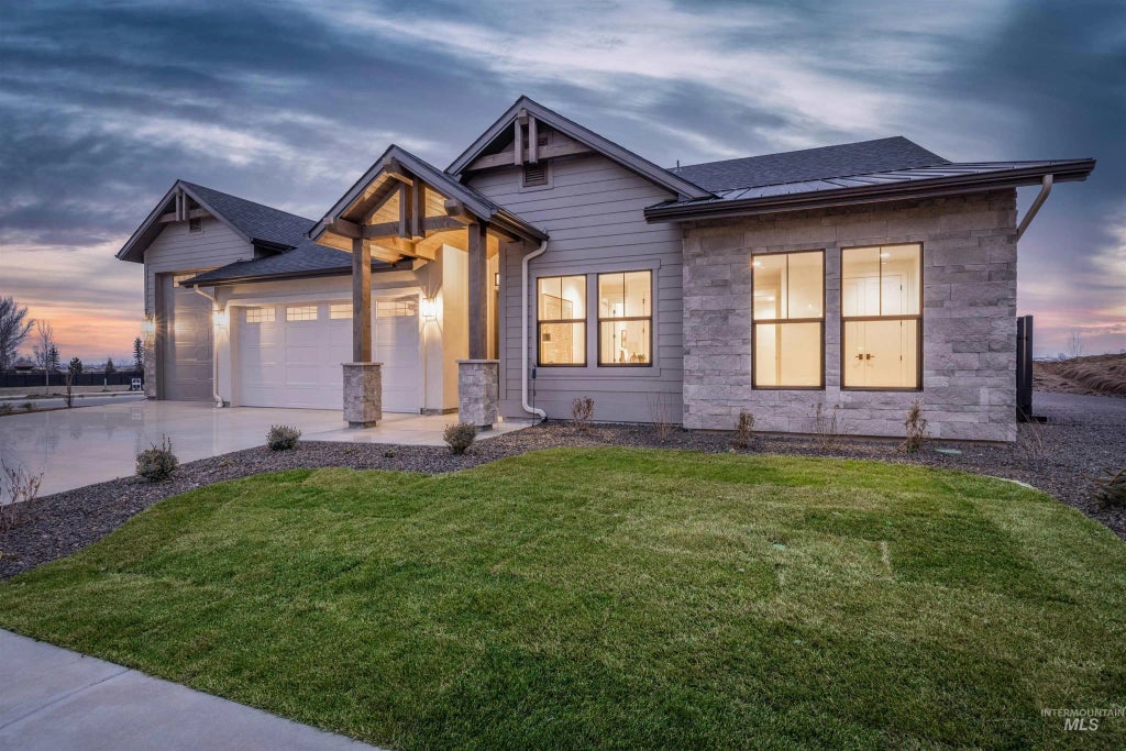 7205-n-firhill-pl home for sale Valnova Estates Eagle Idaho MLS photo 2