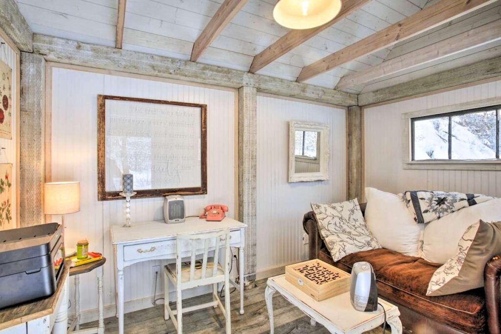 Modern Farmhouse Movie Room photo in Boise, Idaho