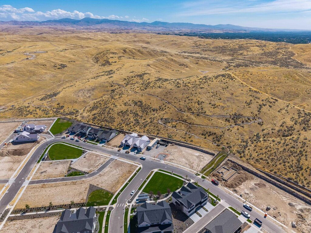 6200-n-holly-springs-ln home for sale Valnova Estates Eagle Idaho MLS photo 5