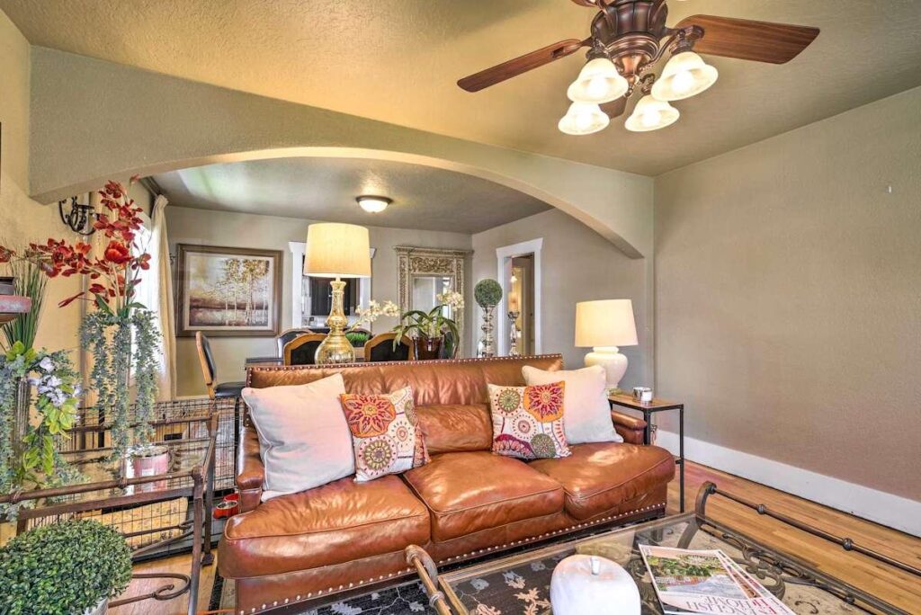 Charming Home Downtown Patio photo in Nampa, Idaho