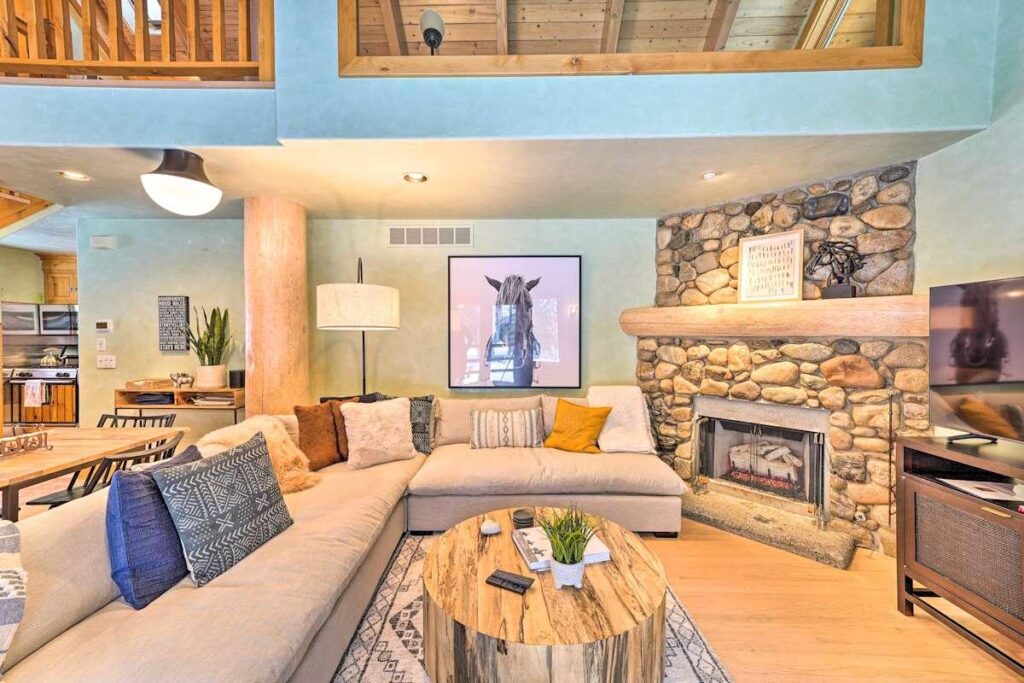 Family House Fire Pit photo in Boise, Idaho
