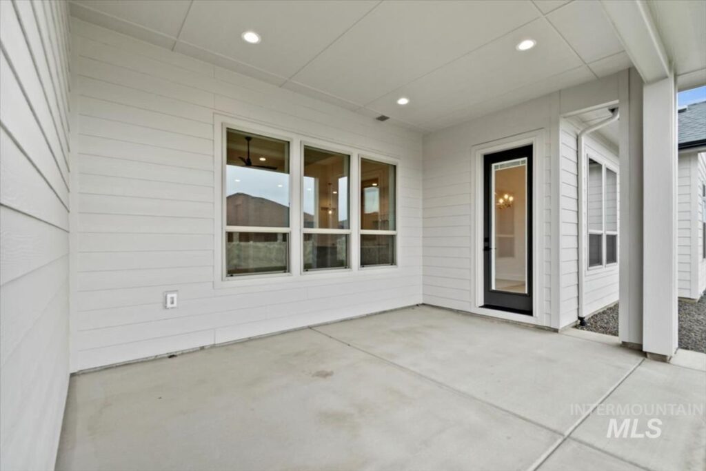 6296 W Sollas Ct home for sale in Valnova Estates Eagle Idaho MLS photo 37