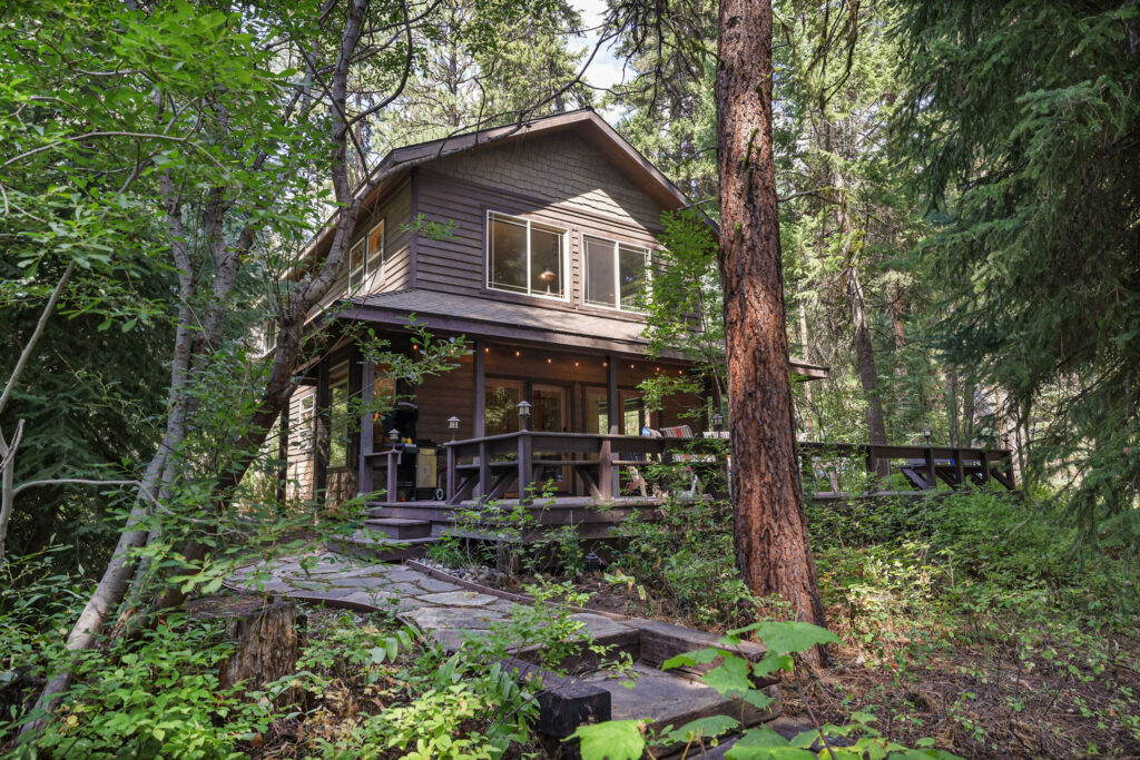 The Outpost vacation cabin McCall Idaho photo 5