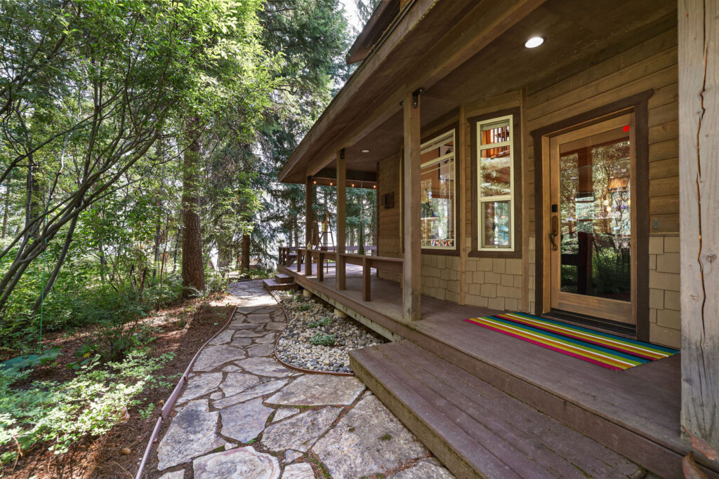 The Outpost vacation cabin McCall Idaho photo 8