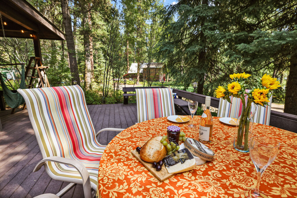 The Outpost vacation cabin McCall Idaho photo 11