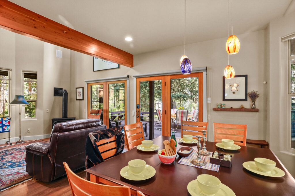 The Outpost vacation cabin McCall Idaho photo 13